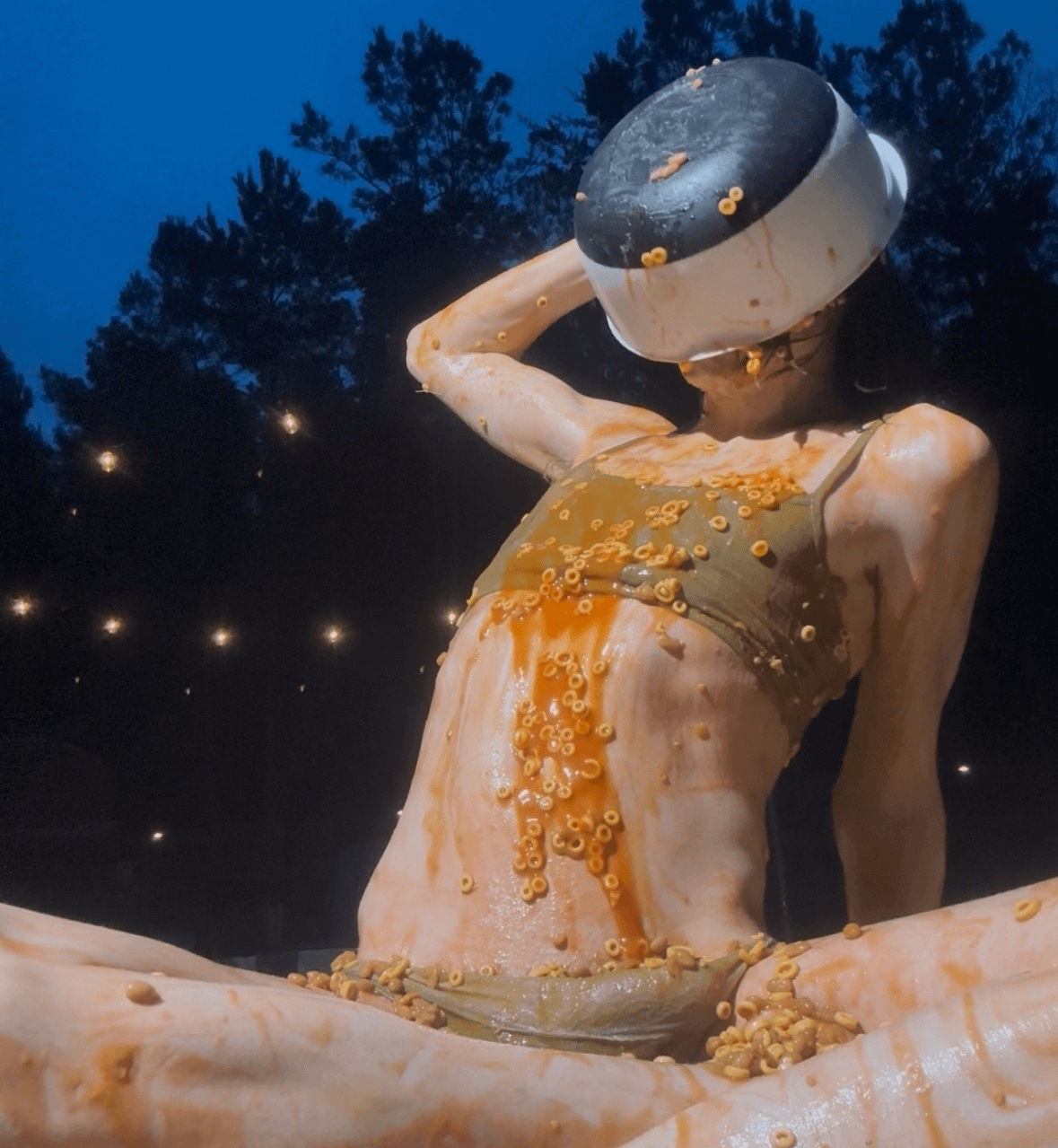 Slimy Spaghetti-o’s Soaked Wet Messy Sploshing Set