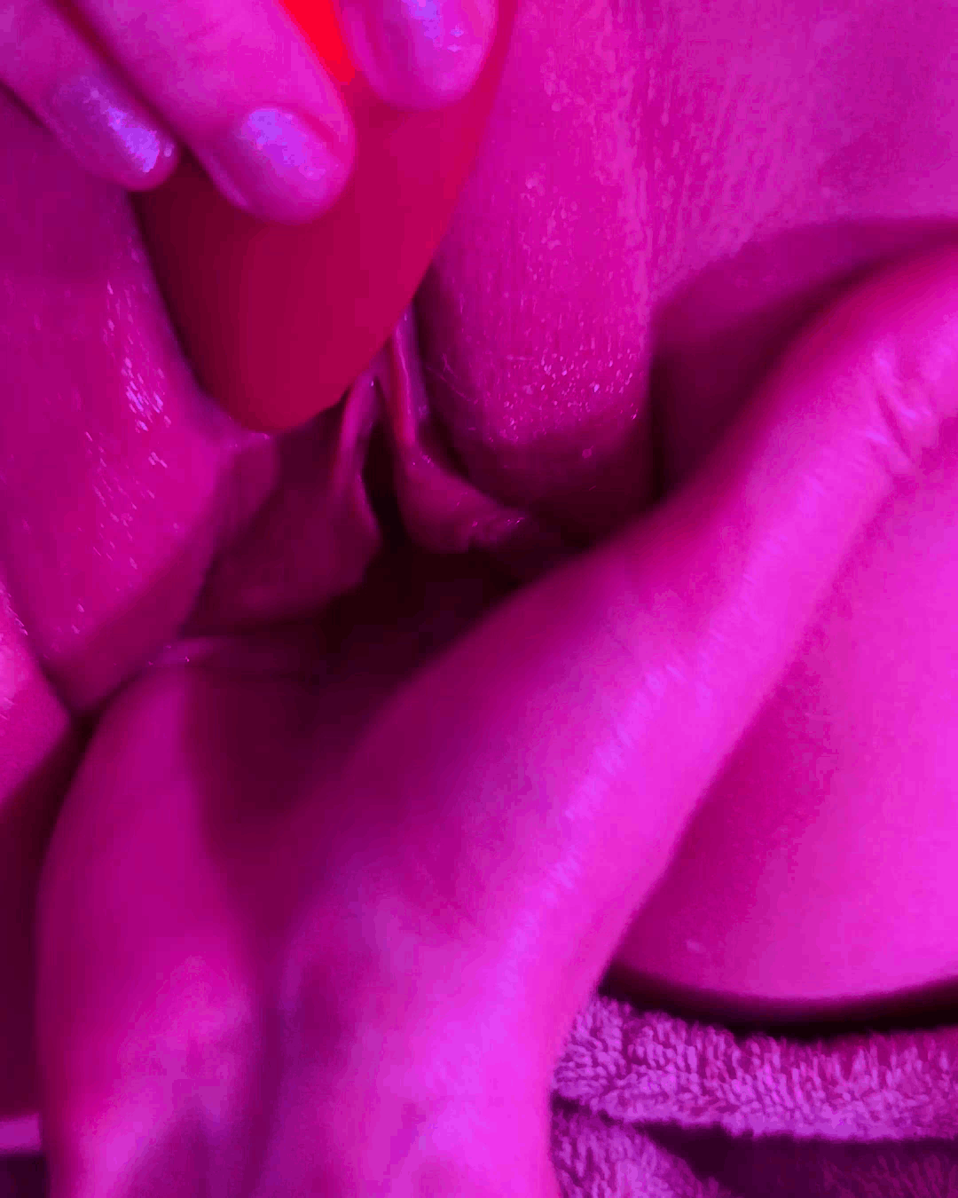 POV squirt explosion soaks his hand in dripping wet jeans