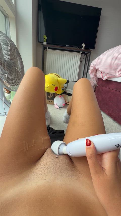 POV oil-drenched squirt explosion in the shower